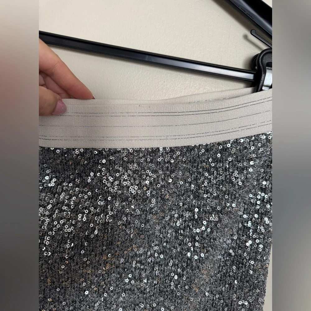 Zara Metallic Silver Sequin Pencil Skirt - Picture 3 of 5